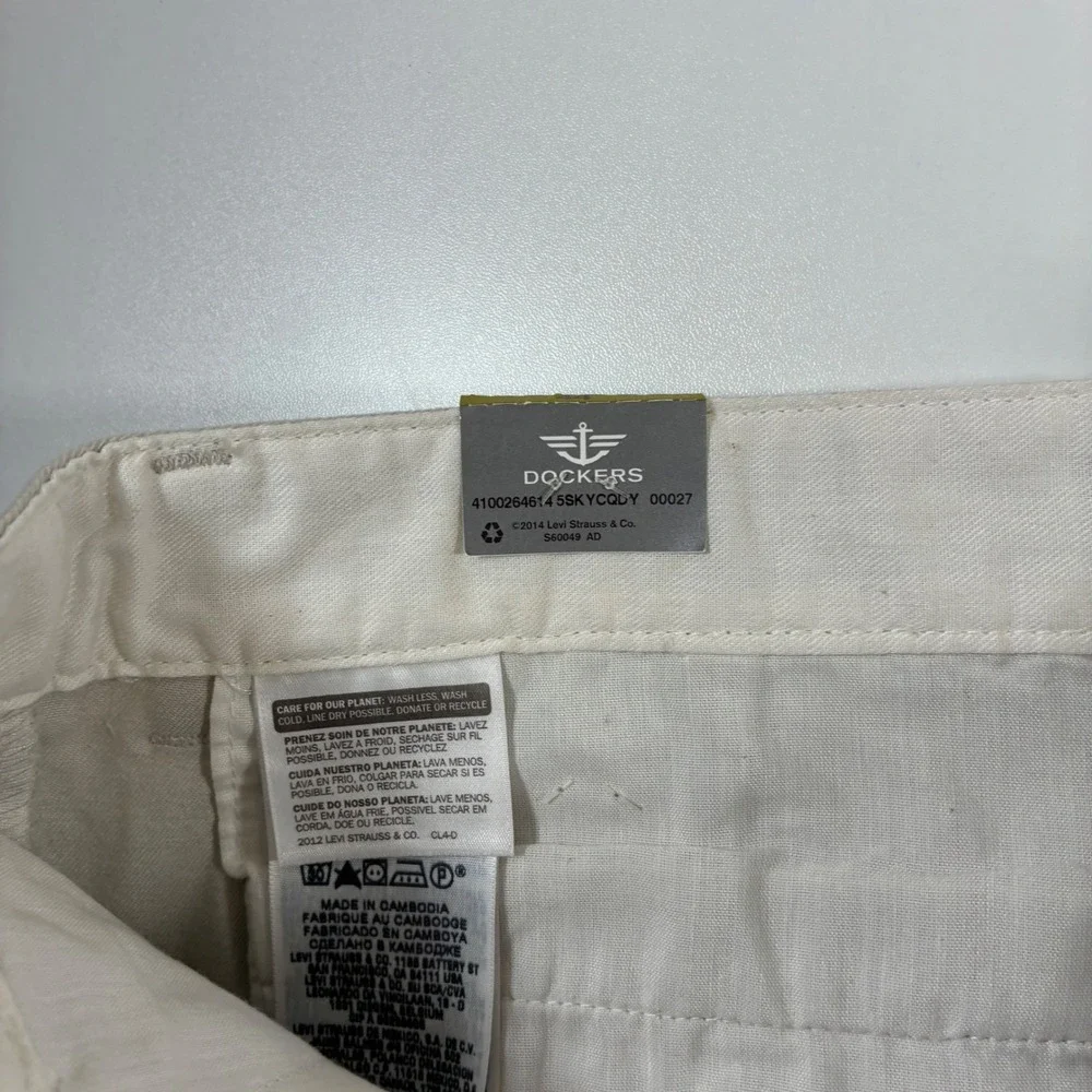 NEW Dockers Perfect Shorts 44 10